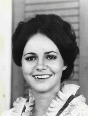 Sally Field, 1971. Source: Wikimedia Commons.